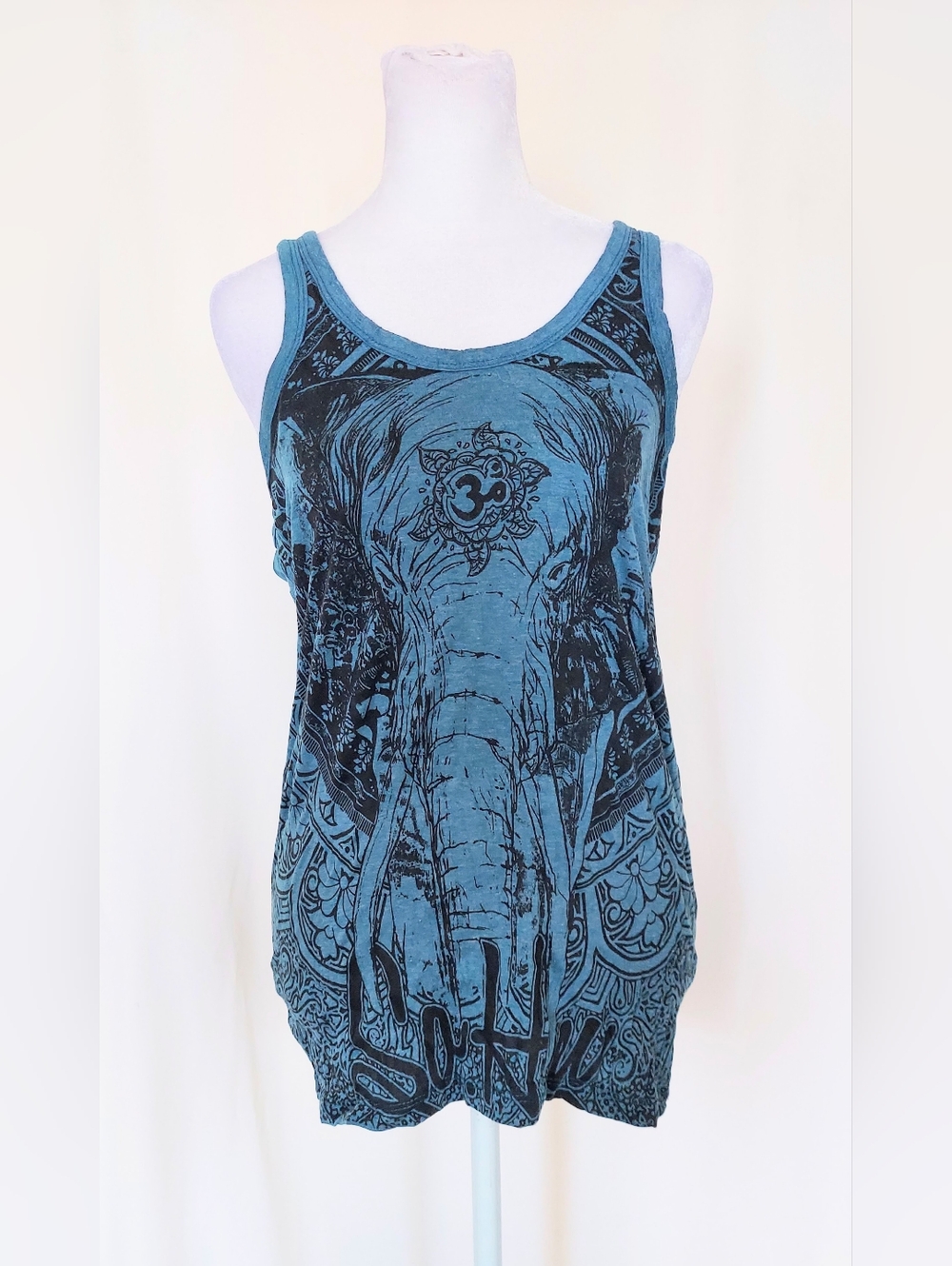 Sure Design Wild Elephant Tank Top Turquoise Size Medium NWT